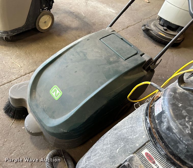 image for item LT9402 (2) floor cleaners