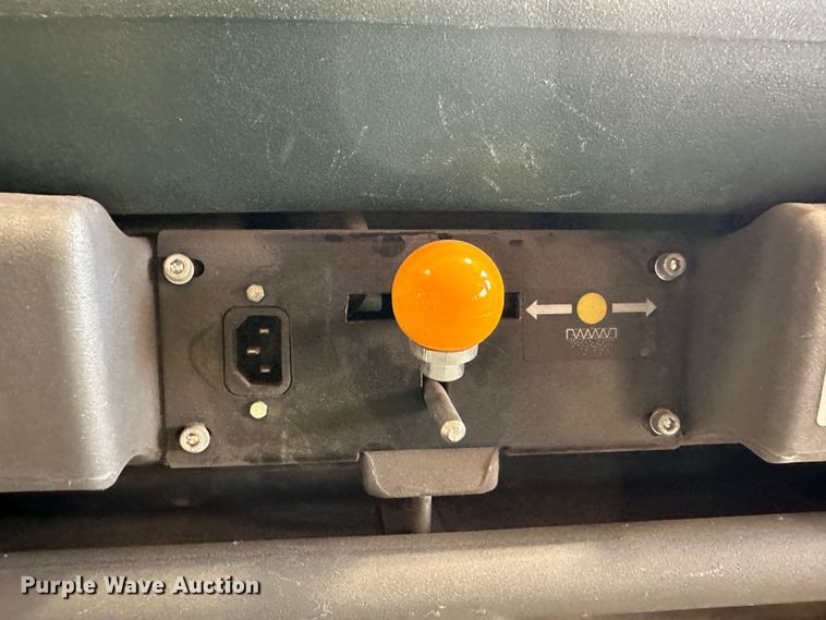 image for item LT9402 (2) floor cleaners