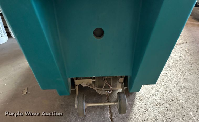 image for item LT9403 (2) floor sweepers