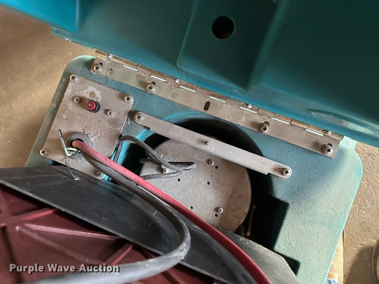 image for item LT9403 (2) floor sweepers