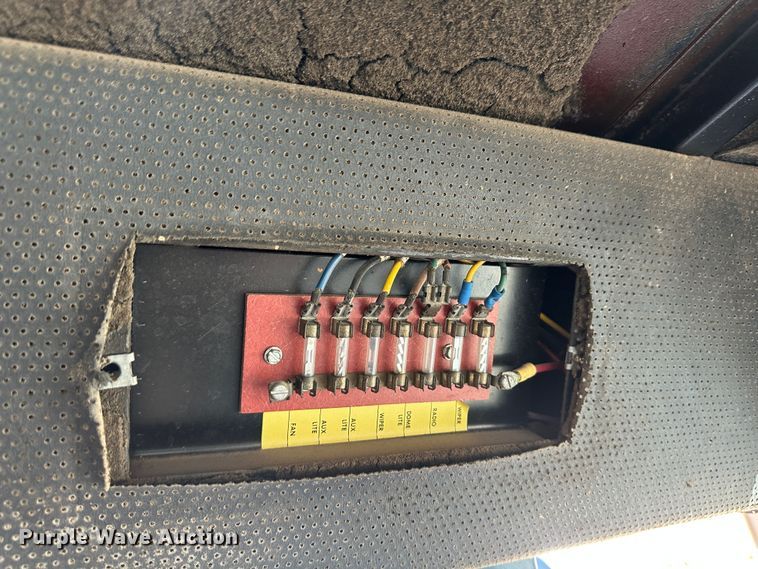 image for item LT9404 1973 Ford 3000  tractor