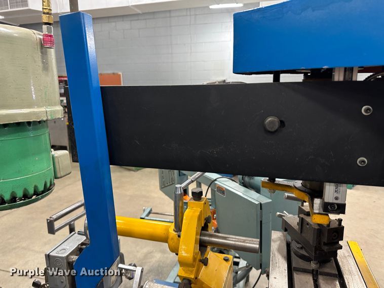 image for item LT9409 Patriot  CNC mill