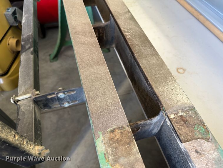 image for item LT9410 Oliver  wood lathe