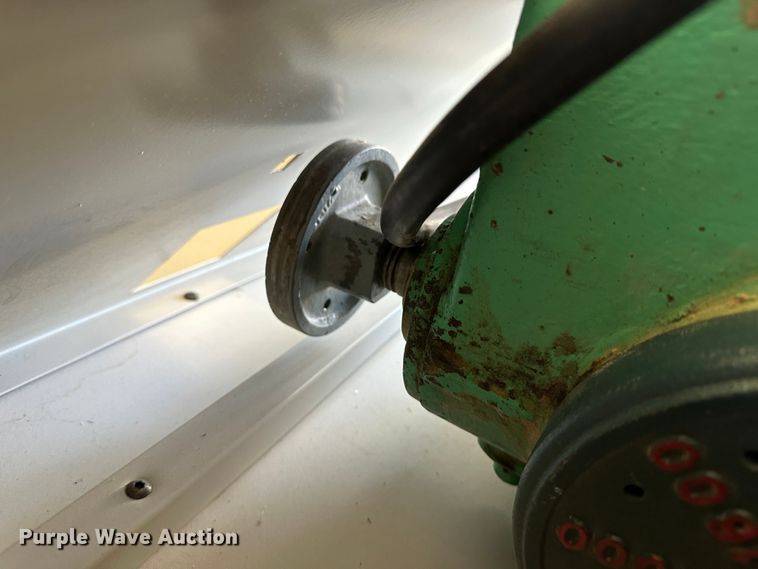 image for item LT9410 Oliver  wood lathe