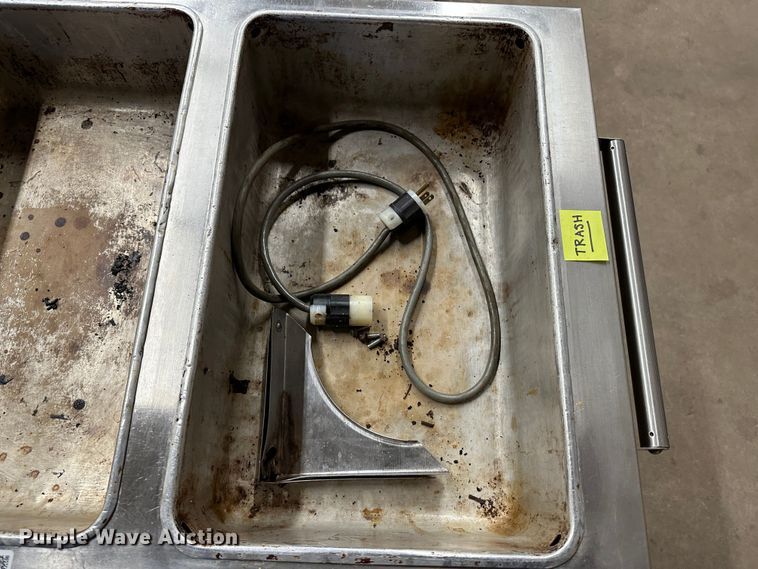 image for item LT9413 Duke  three well food warmer