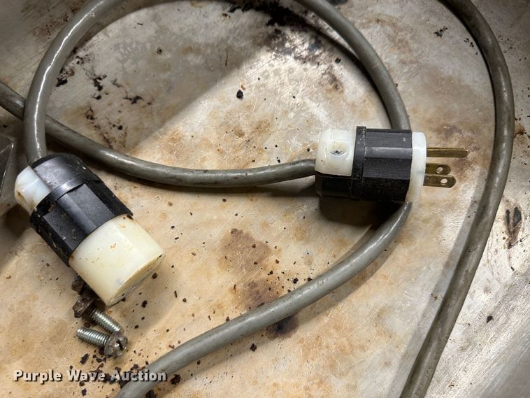 image for item LT9413 Duke  three well food warmer