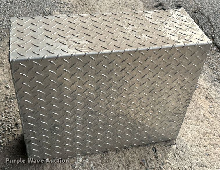 image for item LT9421 Toolbox