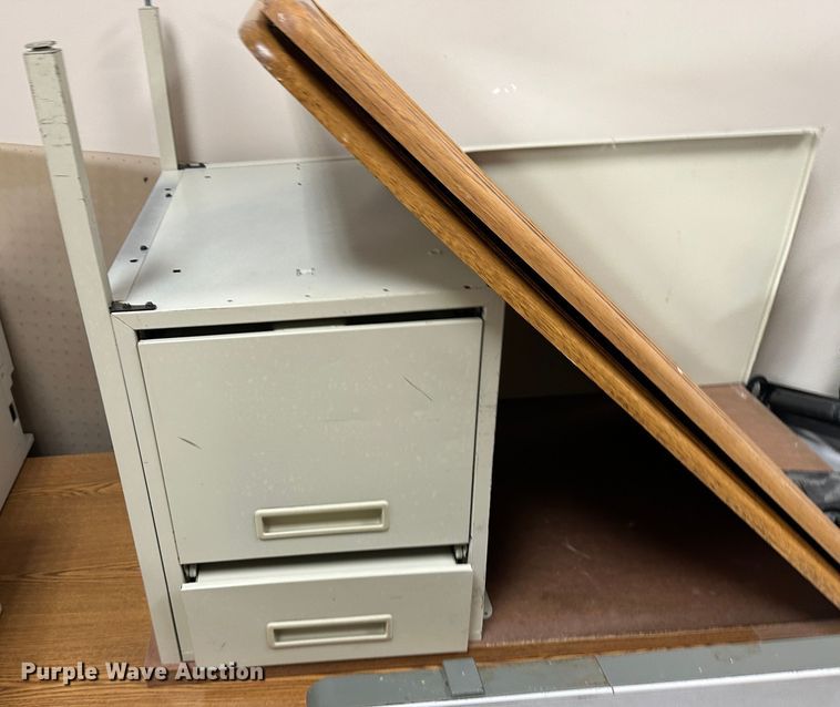 image for item LT9432 Office supplies and equipment