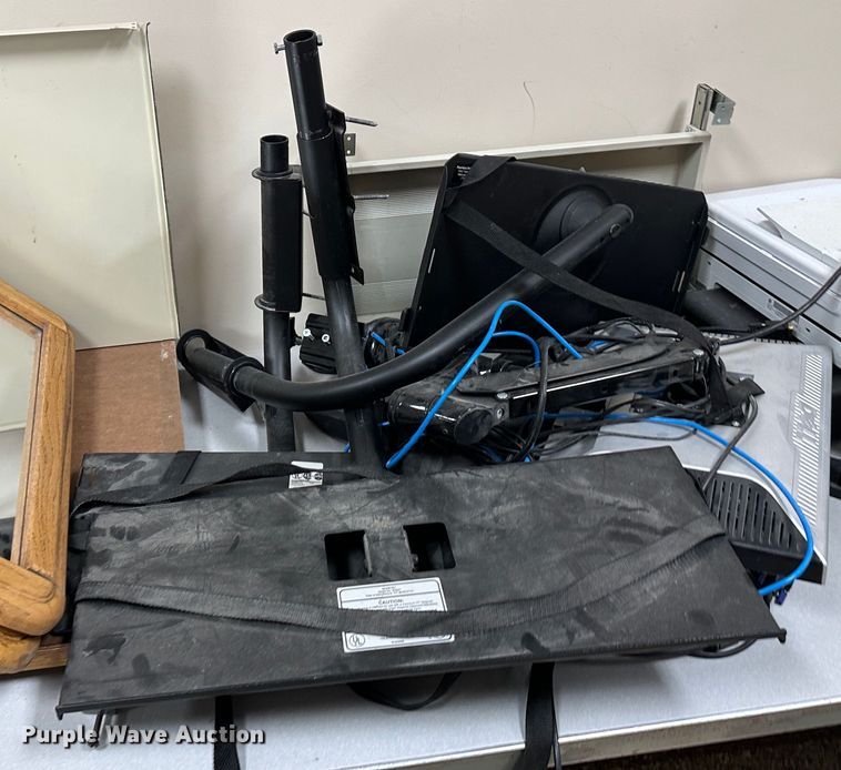 image for item LT9432 Office supplies and equipment