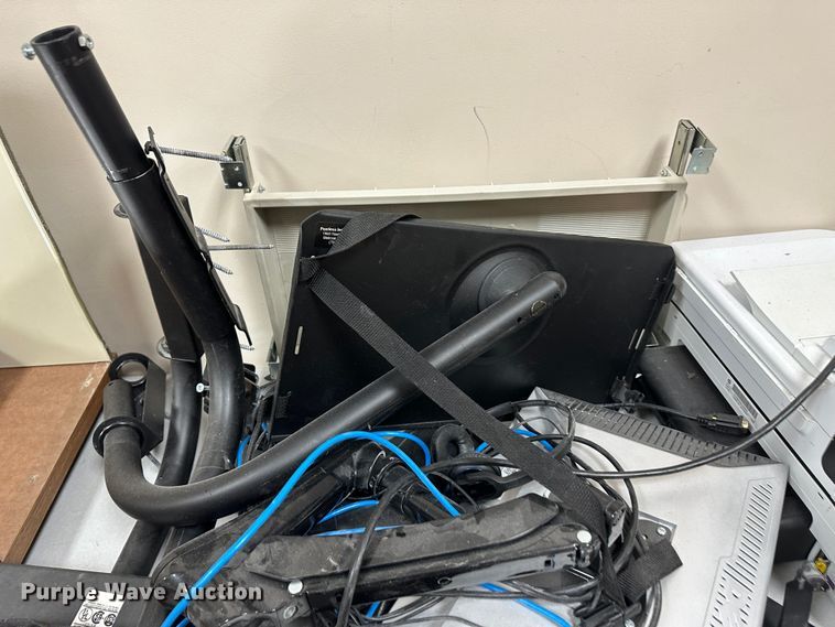 image for item LT9432 Office supplies and equipment