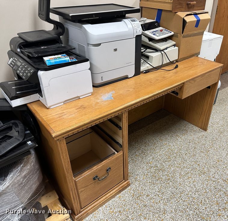 image for item LT9432 Office supplies and equipment