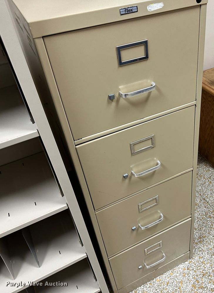 image for item LT9432 Office supplies and equipment