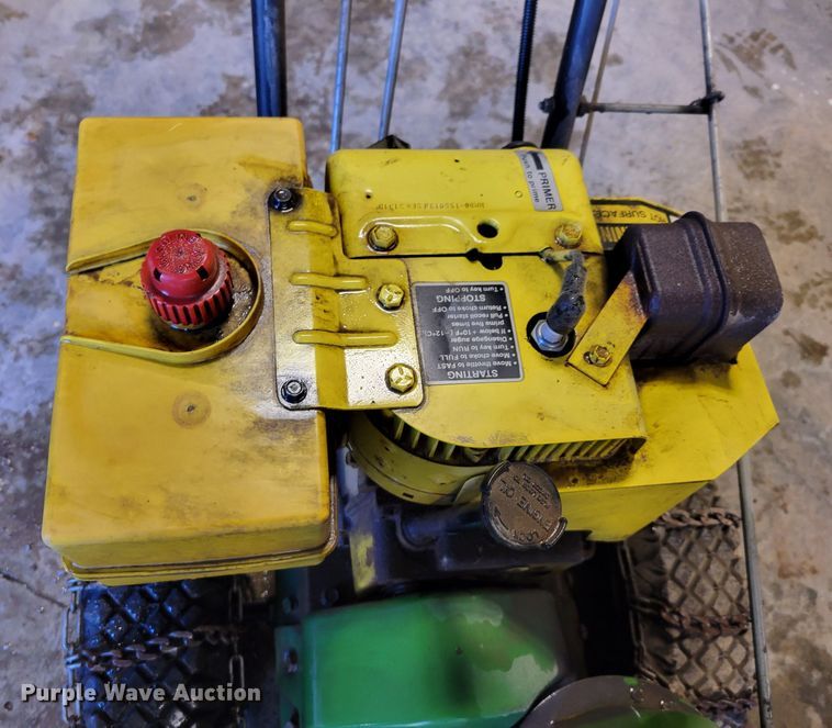 image for item LX9297 John Deere 826  snow blower
