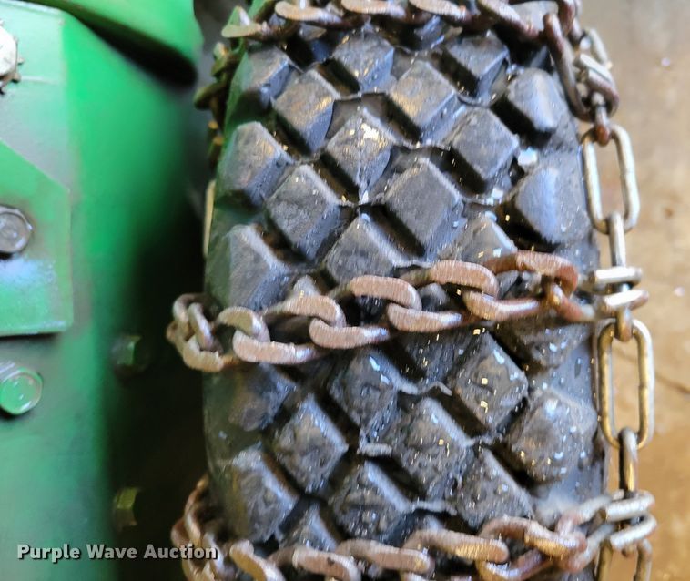 image for item LX9297 John Deere 826  snow blower