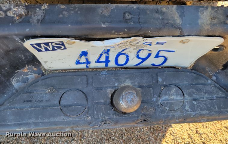 image for item LX9300 1998 Chevrolet C1500  pickup truck