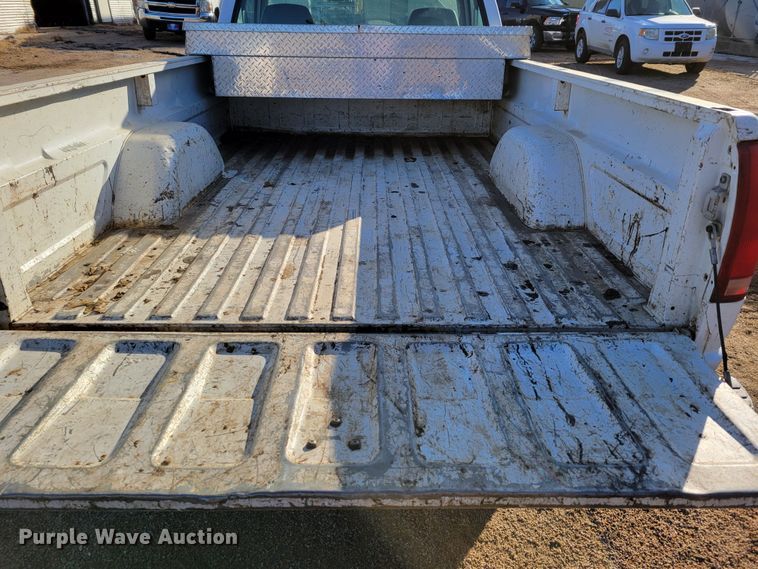 image for item LX9300 1998 Chevrolet C1500  pickup truck