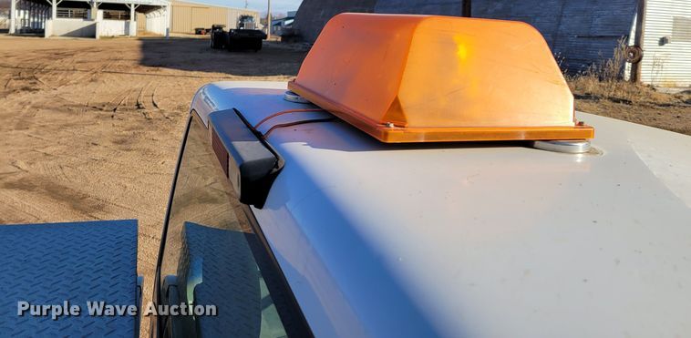 image for item LX9300 1998 Chevrolet C1500  pickup truck