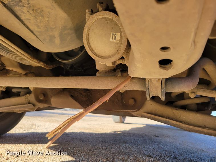 image for item LX9300 1998 Chevrolet C1500  pickup truck