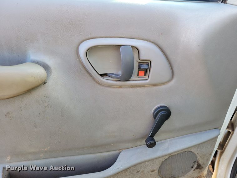 image for item LX9300 1998 Chevrolet C1500  pickup truck