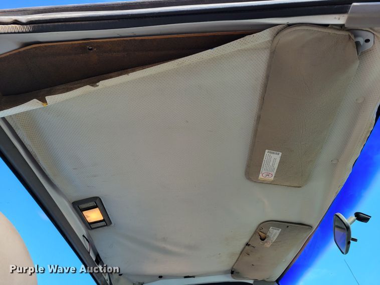 image for item LX9300 1998 Chevrolet C1500  pickup truck