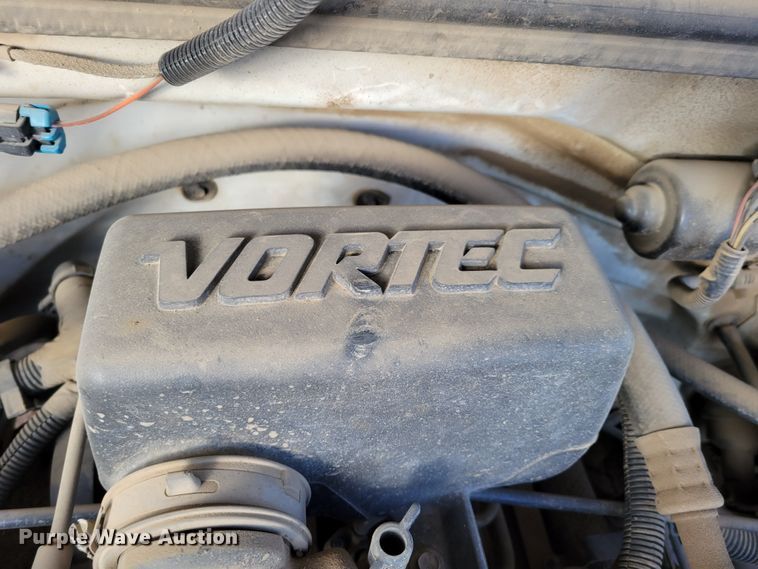 image for item LX9300 1998 Chevrolet C1500  pickup truck