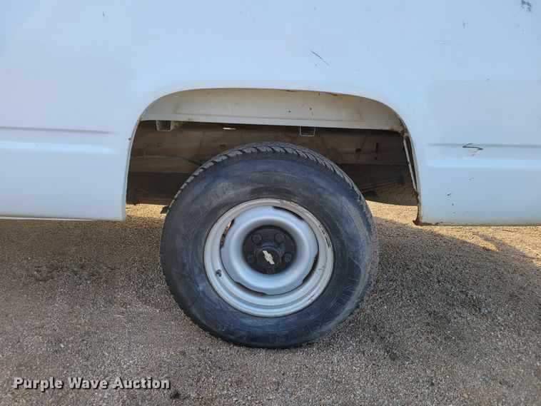 image for item LX9300 1998 Chevrolet C1500  pickup truck