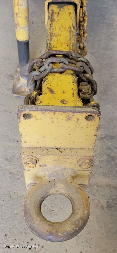 image for item LX9302 1992 Vermeer 1250BC  wood chipper