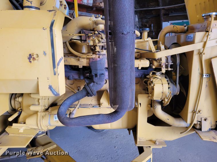 image for item LX9302 1992 Vermeer 1250BC  wood chipper