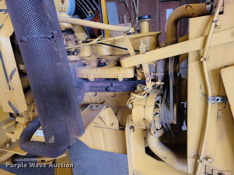 image for item LX9302 1992 Vermeer 1250BC  wood chipper