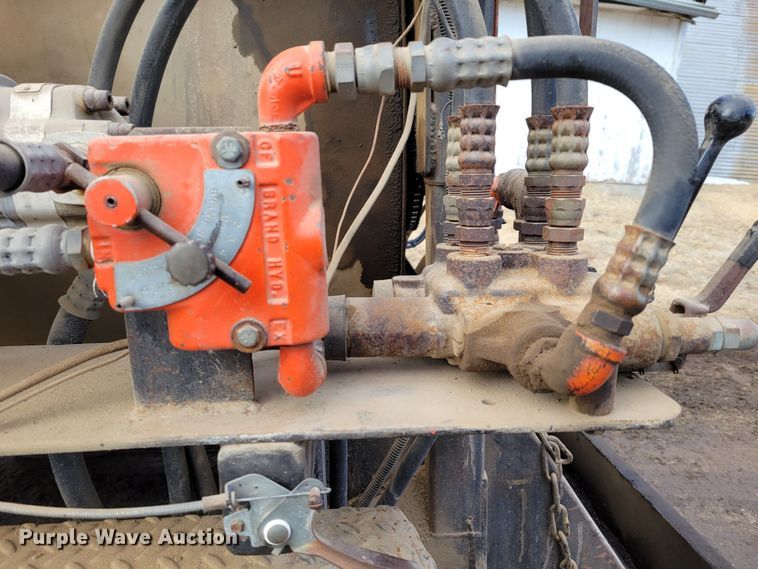 image for item LX9303 Pitchman Road Maintenance 720  pothole patcher