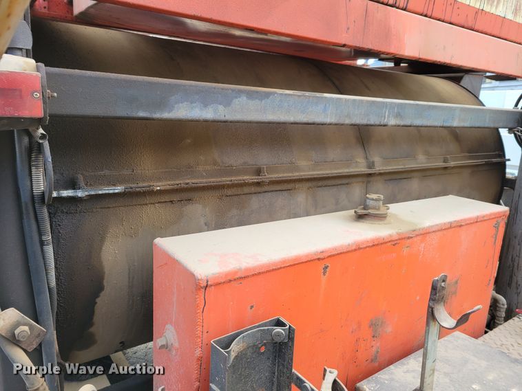 image for item LX9303 Pitchman Road Maintenance 720  pothole patcher