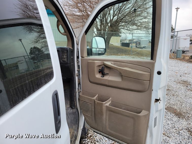 image for item LX9304 2008 Chevrolet Express 1500