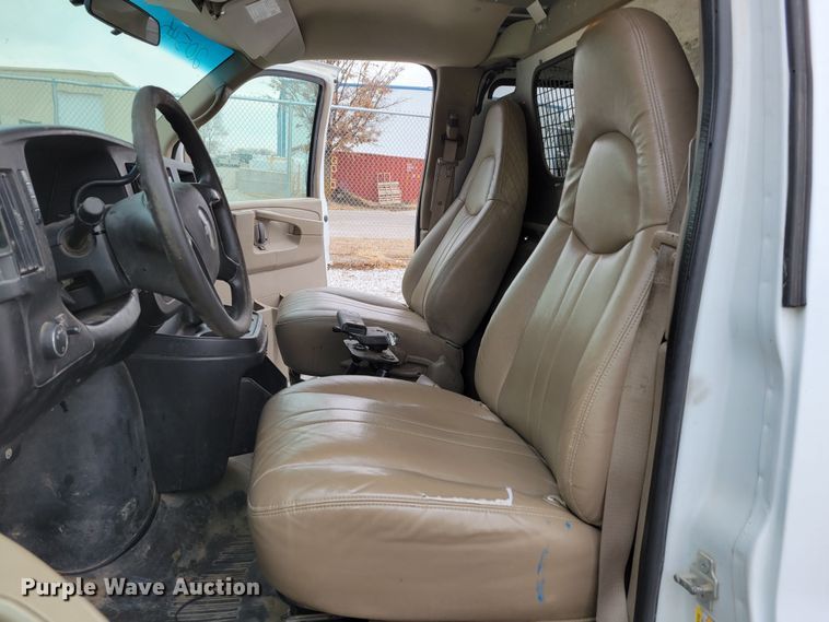 image for item LX9304 2008 Chevrolet Express 1500