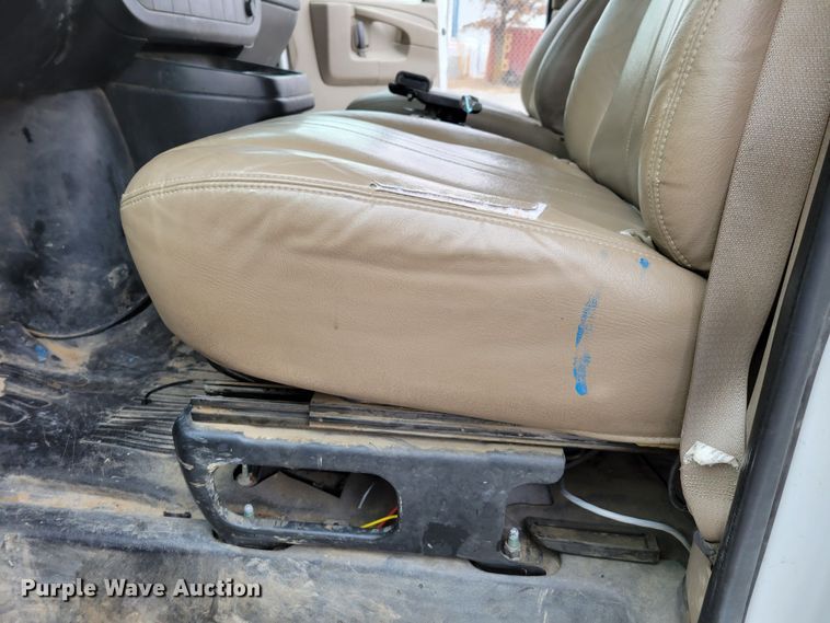 image for item LX9304 2008 Chevrolet Express 1500