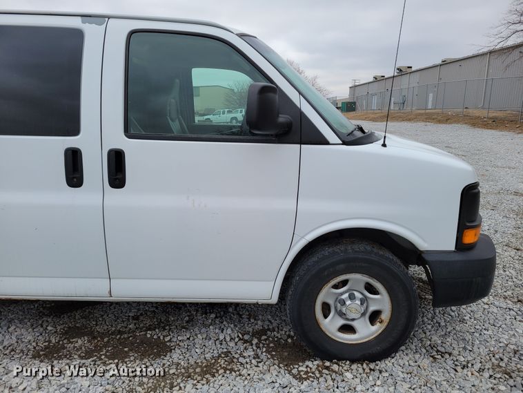 image for item LX9304 2008 Chevrolet Express 1500