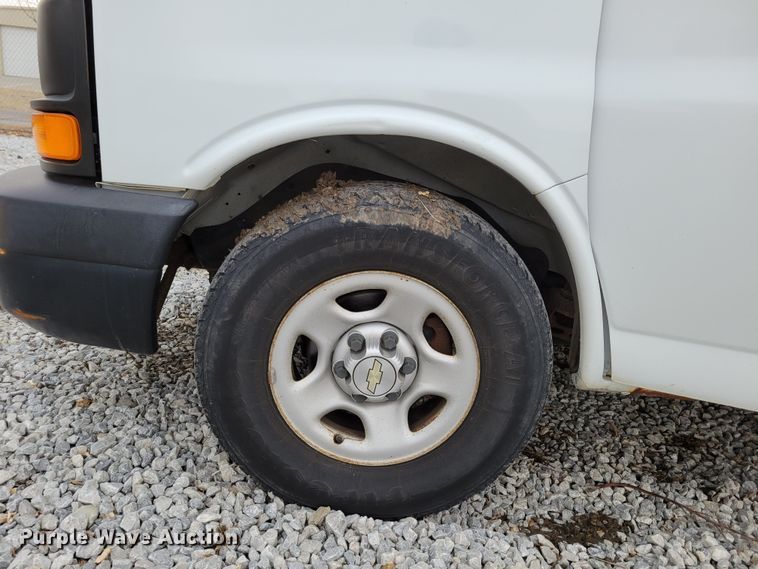 image for item LX9304 2008 Chevrolet Express 1500