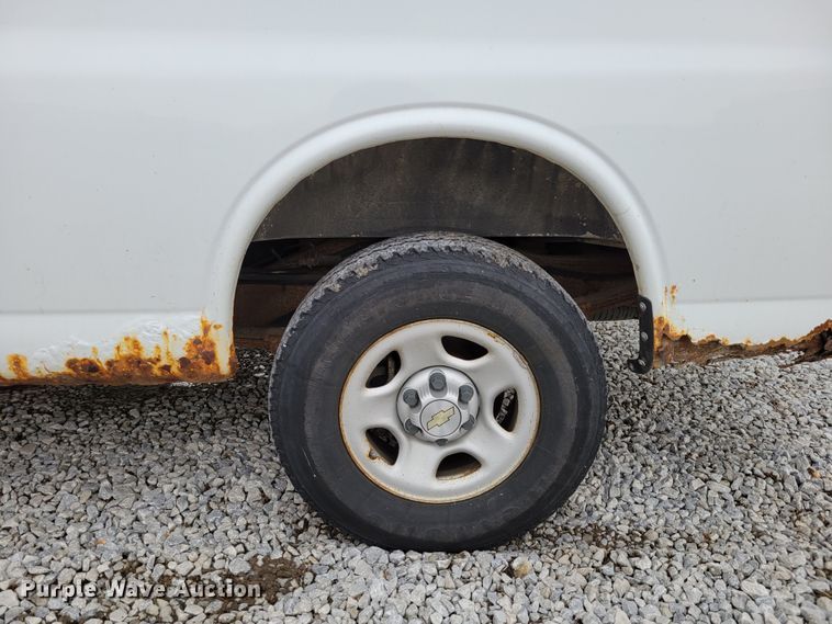 image for item LX9304 2008 Chevrolet Express 1500