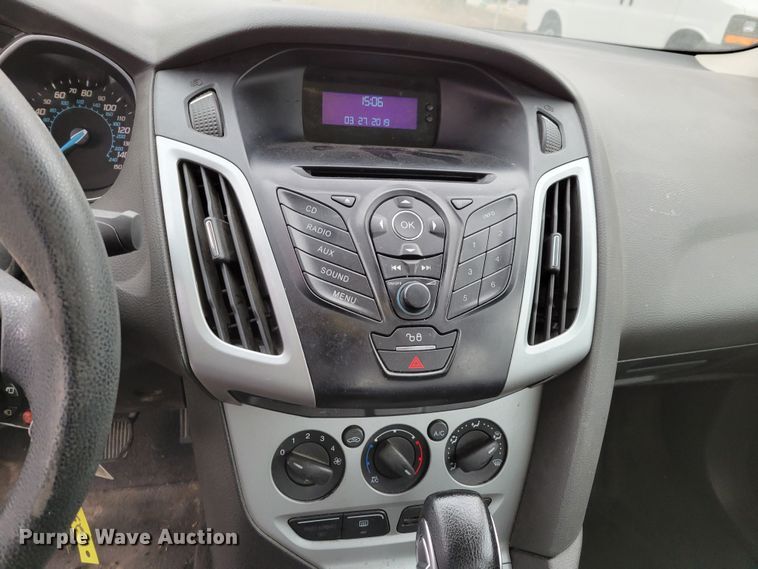 image for item LX9305 2012 Ford Focus SE