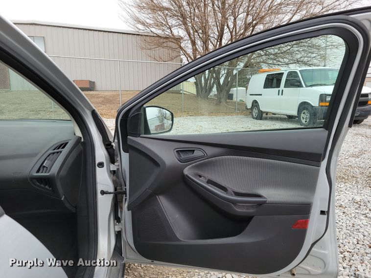 image for item LX9305 2012 Ford Focus SE