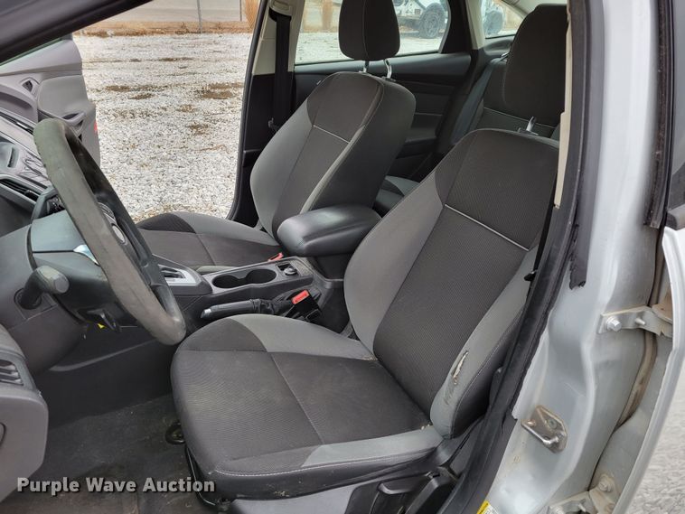 image for item LX9305 2012 Ford Focus SE