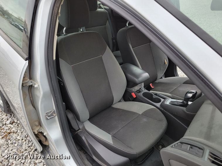 image for item LX9305 2012 Ford Focus SE