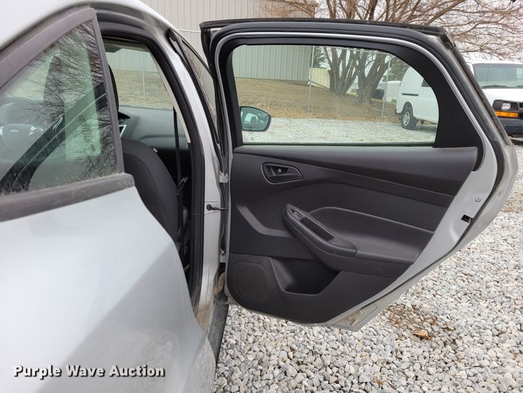 image for item LX9305 2012 Ford Focus SE