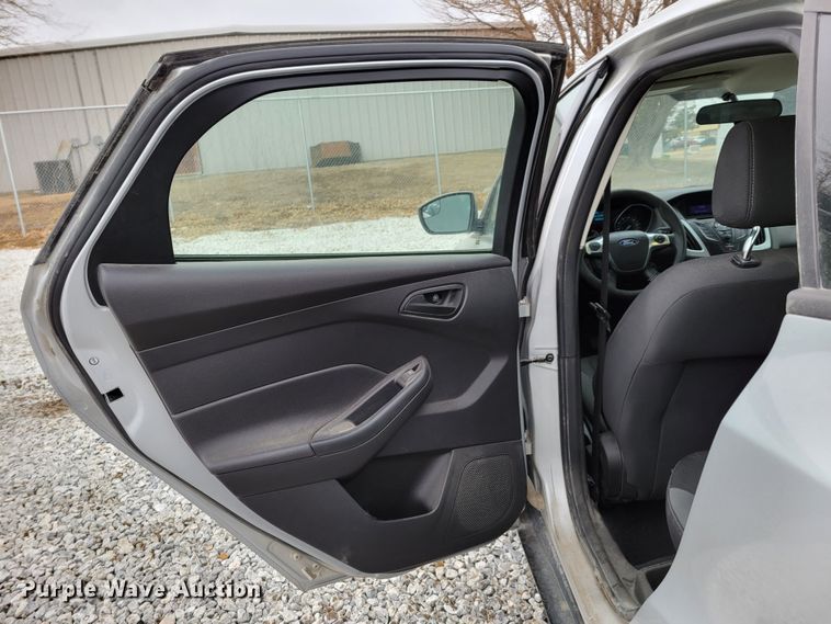 image for item LX9305 2012 Ford Focus SE