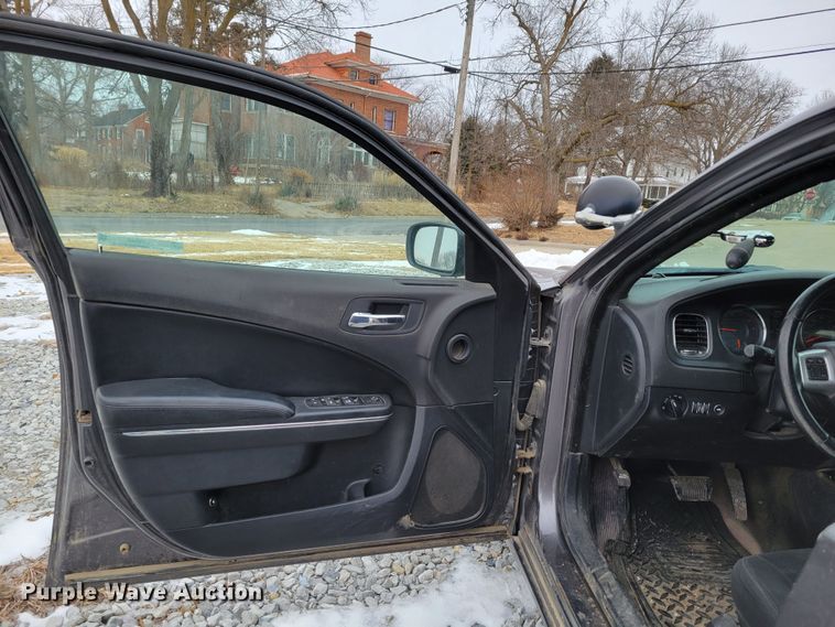 image for item LY9943 2014 Dodge Charger Police