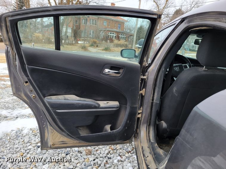 image for item LY9943 2014 Dodge Charger Police