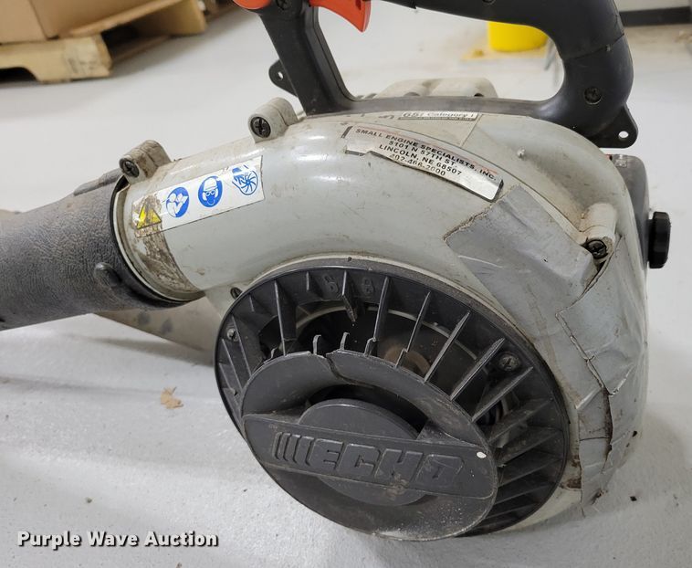 image for item LY9958 (9) leaf blowers