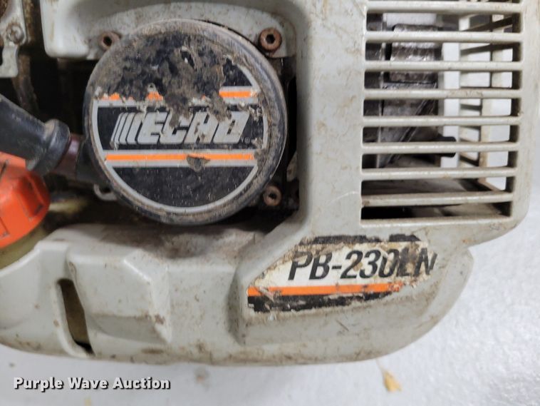 image for item LY9958 (9) leaf blowers