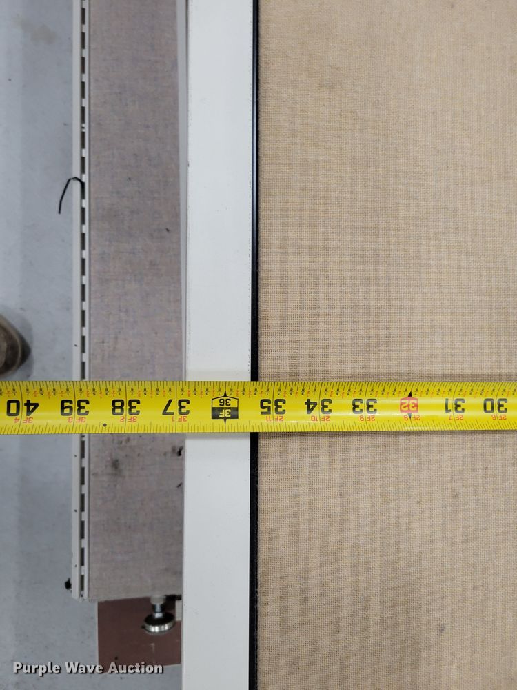 image for item LY9963 Approximately 10 office partitions