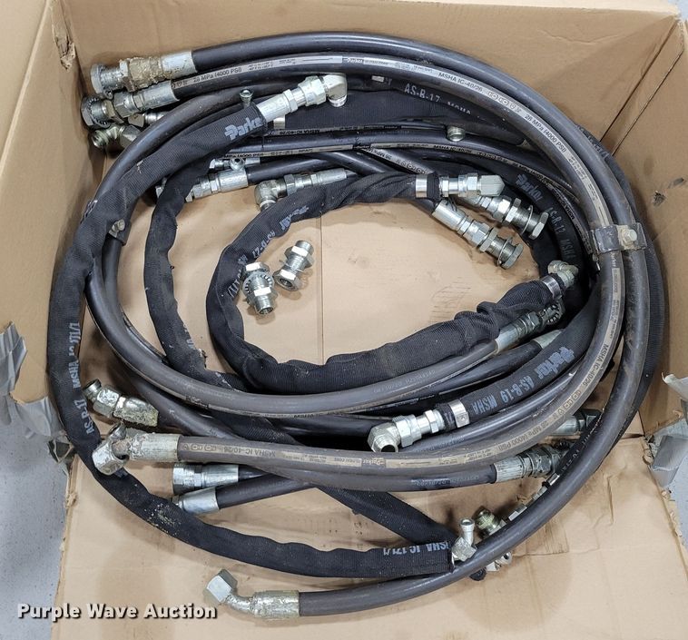 image for item LY9964 Approximately 15 hydraulic hoses