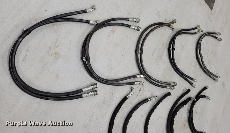 image for item LY9964 Approximately 15 hydraulic hoses